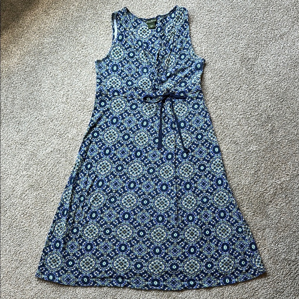 Eddie Bauer Blue and White Sleeveless Crew Neck Midi Dress